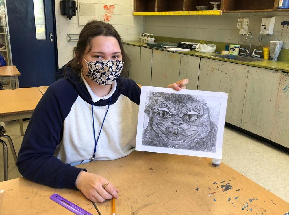 WFHS students work on hyper realism drawings in Art 2 class