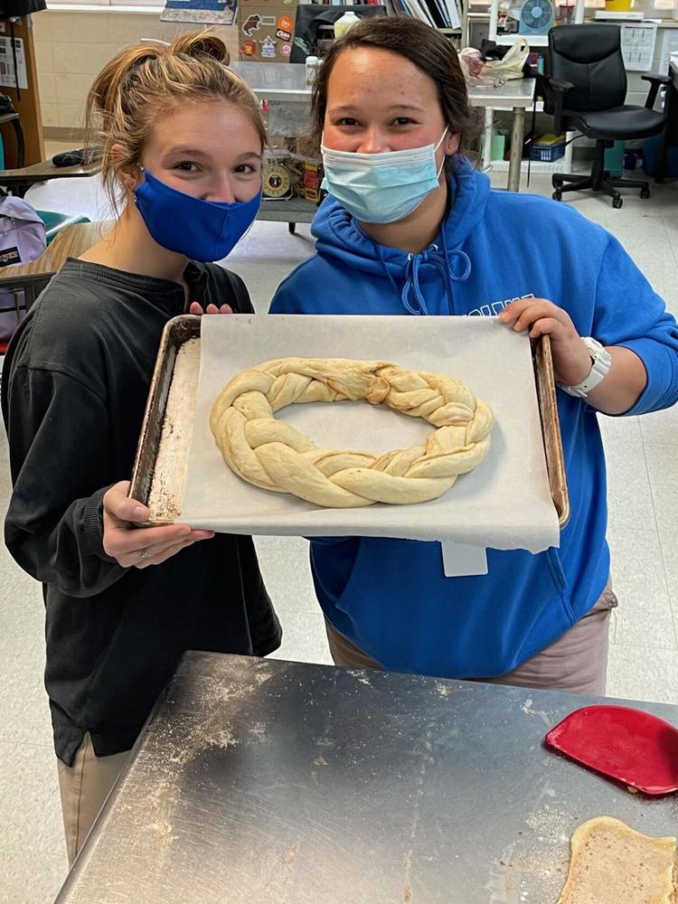 West Feliciana High cooking class shows off king cake skills